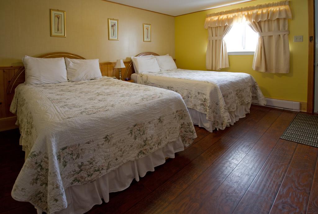 Mackenzie Motel & Cottages Шелберн Экстерьер фото